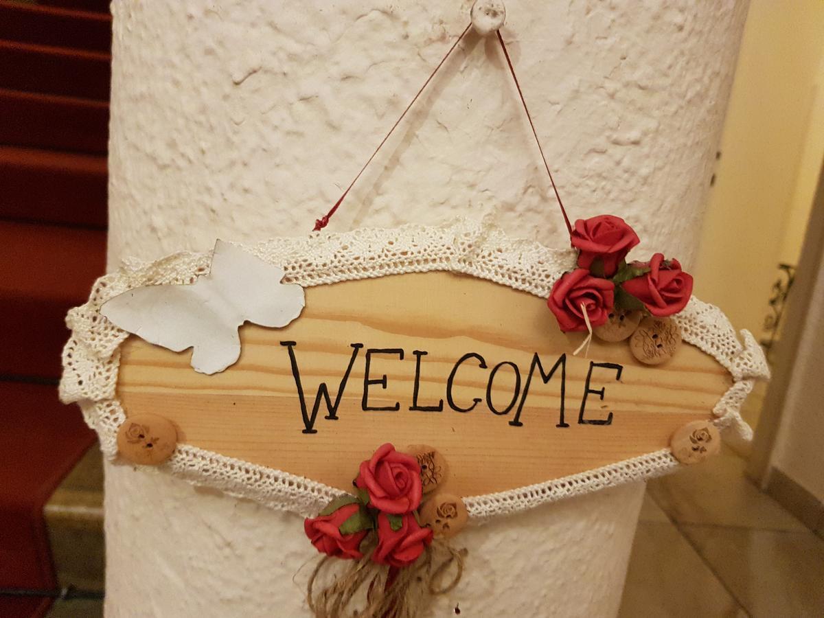 Hotel Romantik Егер Екстериор снимка